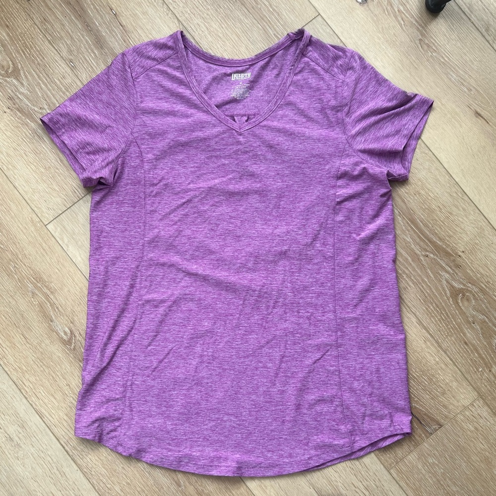 Duluth Trading Co Lavender V-Neck Short Sleeve Tee